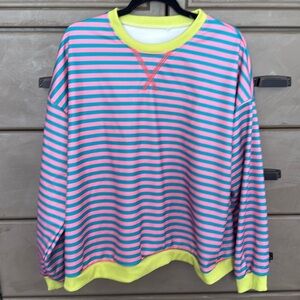 Sweatshirt knockoff size XL - striped never worn